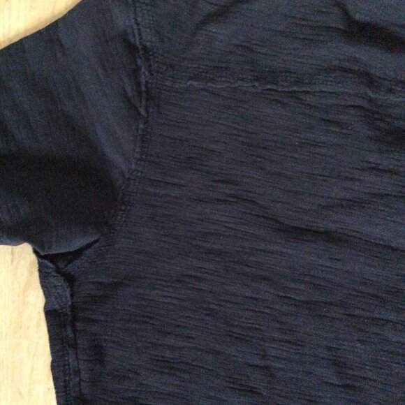 Diesel Men’s Black Textured V‑Neck T‑Shirt – Size S - Picture 5 of 5